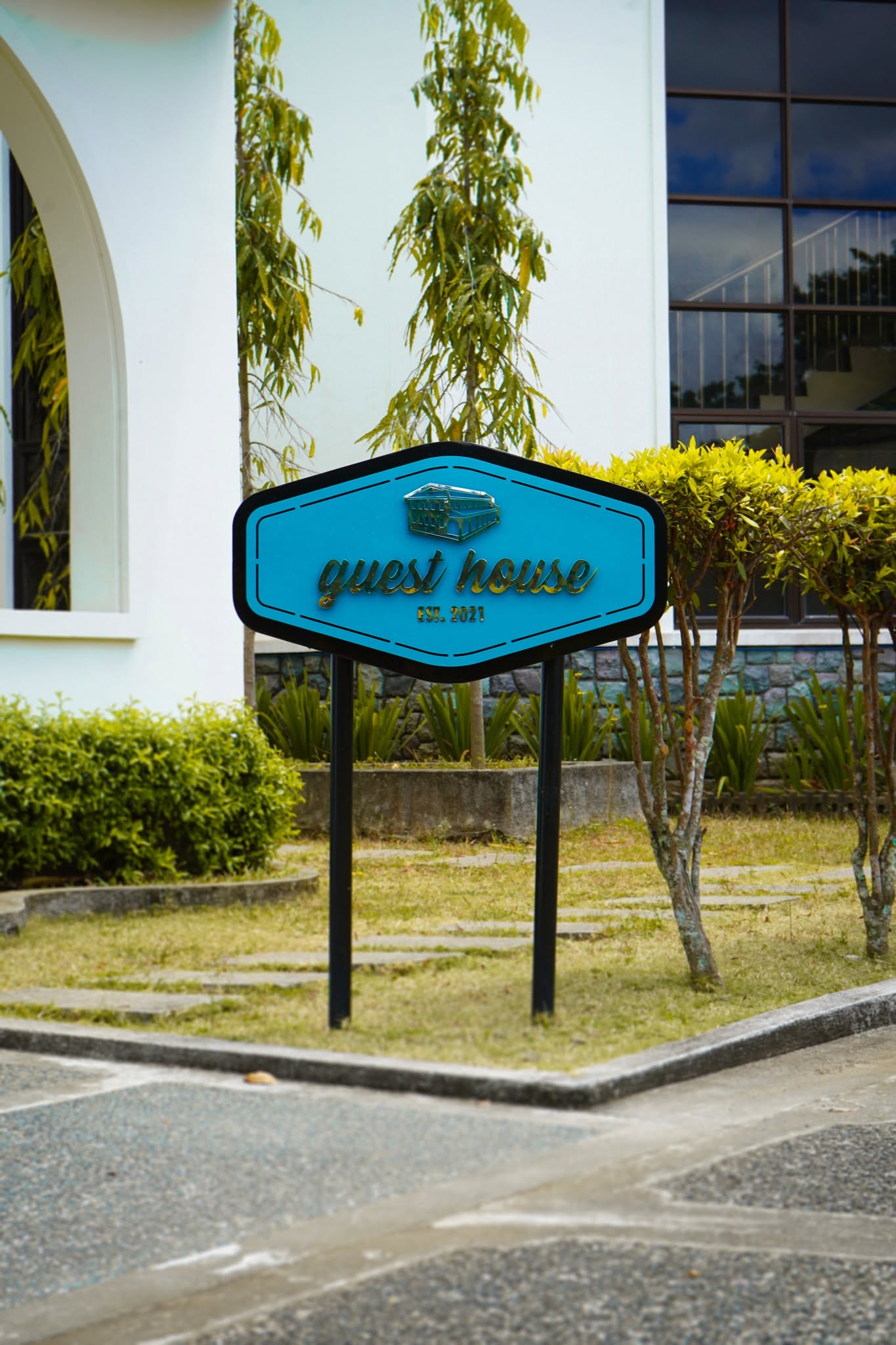 Guest House Post Sign